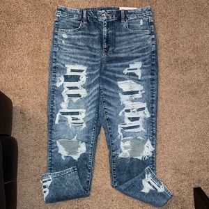 ‼️Final Price Drop‼️American Eagle crop jeans
